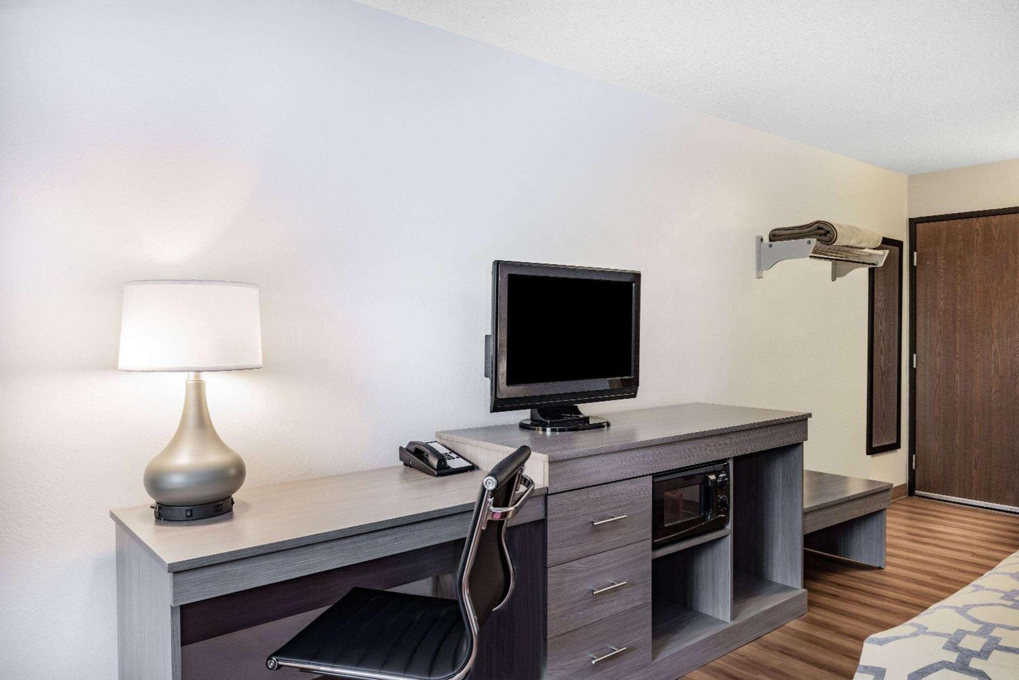 Hotel Baymont By Wyndham Gillette Esterno foto